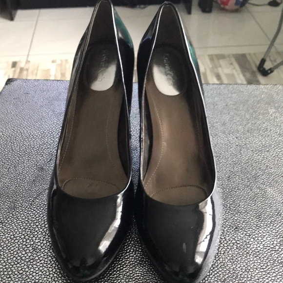 Calvin Klein pumps - Picture 1 of 7